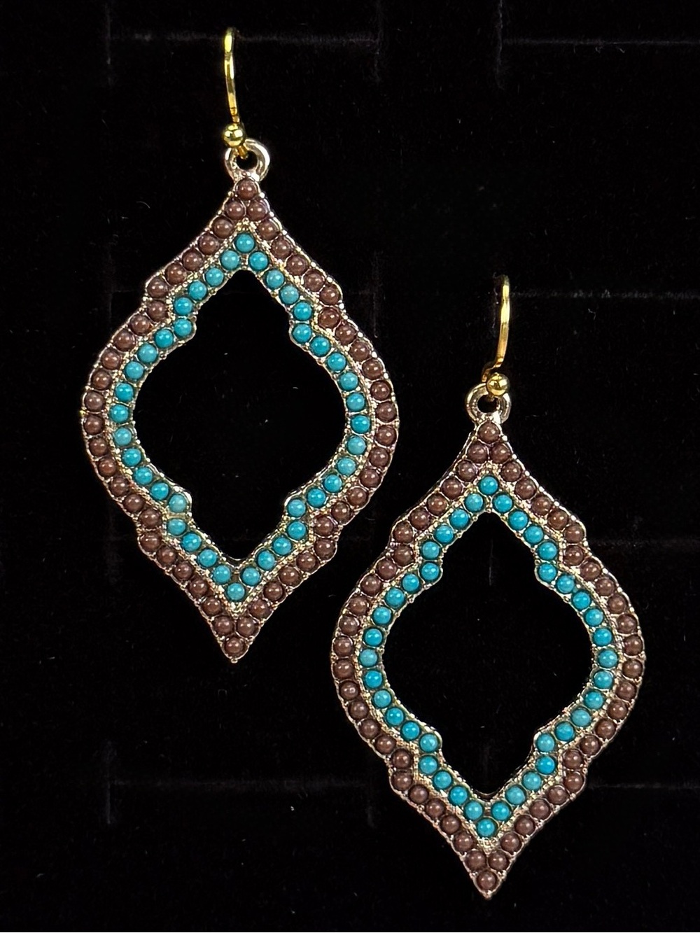 Beautiful goldtone multicolor brown bluemini beaded weighted pierced earrings